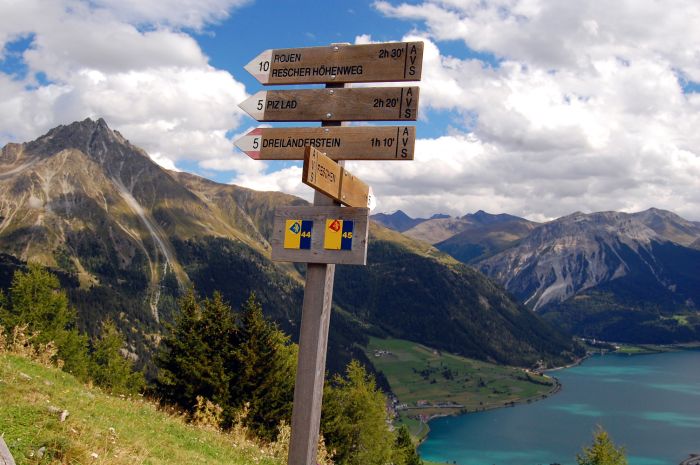 Panorama Trails through the Alps