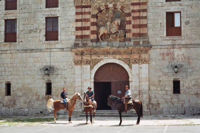 Lebaniego pilgrimage ride in the green north of Galicia