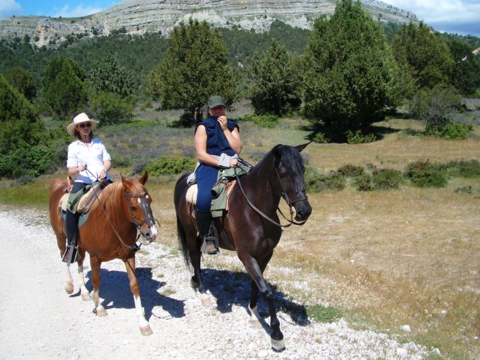 Lebaniego pilgrimage ride in the green north of Galicia