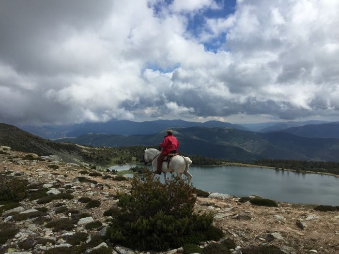 Lebaniego pilgrimage ride in the green north of Galicia